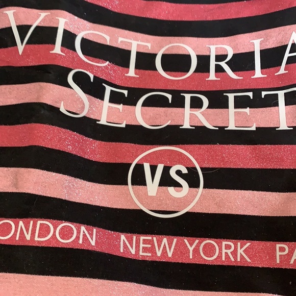 VS Beach Tote - Picture 7 of 7